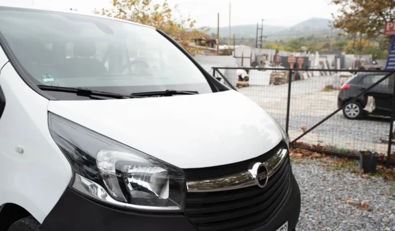 
								Opel Vivaro 2018 full									
