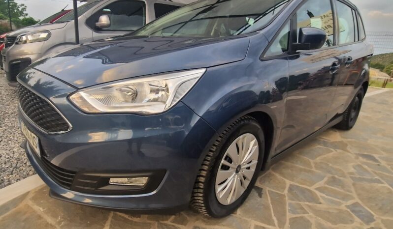 
								Ford C-Max 2019 Grand 1.5 TDCi 119 Powershift full									