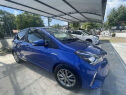 
										TOYOTA YARIS 2017 HYBRID full									