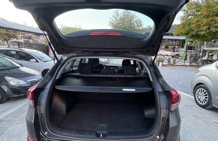 
								Hyundai Tucson 2017 AUTOMATIC 7-DCT full									