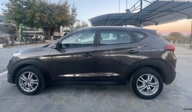 
								Hyundai Tucson 2017 AUTOMATIC 7-DCT full									