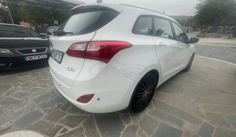 
								Hyundai i 30 2016 CW 1.6 CLASSIC full									