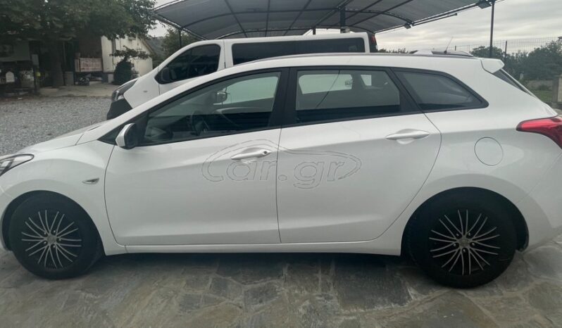 
								Hyundai i 30 2016 CW 1.6 CLASSIC full									