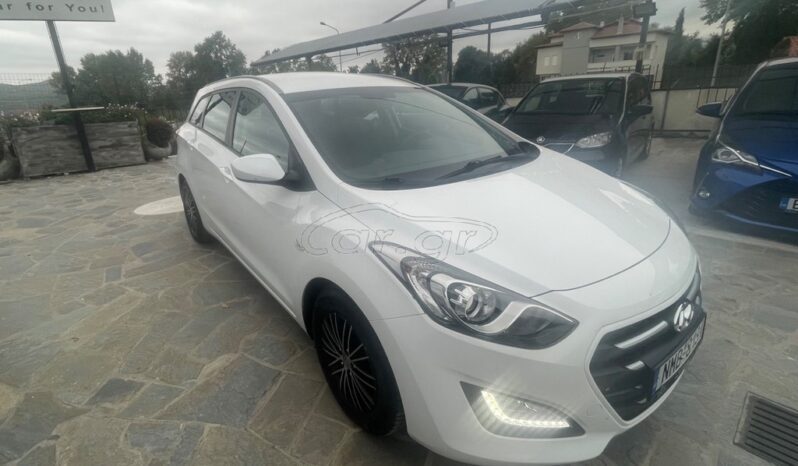 
								Hyundai i 30 2016 CW 1.6 CLASSIC full									