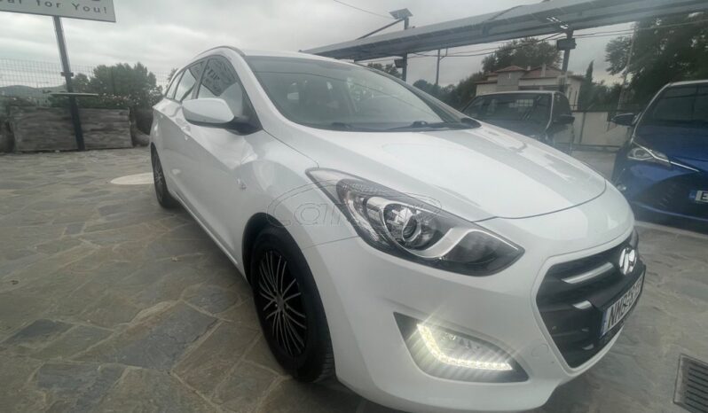 
								Hyundai i 30 2016 CW 1.6 CLASSIC full									