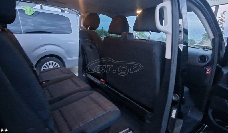 
								Mercedes-Benz Vito 2019 Van Long 116 CDI 7G full									