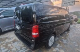 
										Mercedes-Benz Vito 2019 Van Long 116 CDI 7G full									