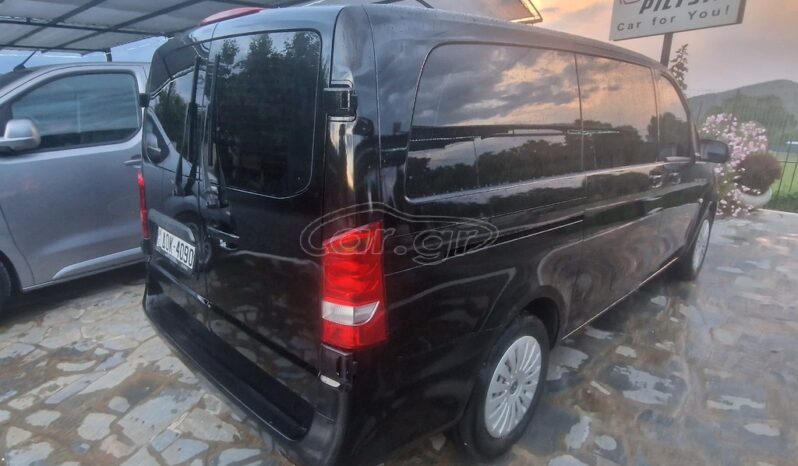 
								Mercedes-Benz Vito 2019 Van Long 116 CDI 7G full									