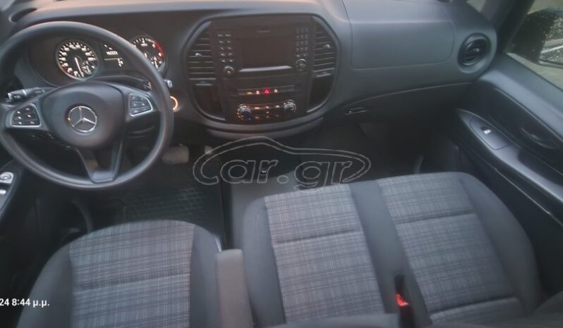 
								Mercedes-Benz Vito 2019 Van Long 116 CDI 7G full									