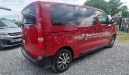 
										OPEL VIVARO 2020 TURBO full									
