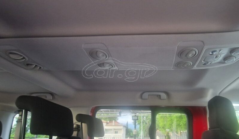 
								OPEL VIVARO 2020 TURBO full									