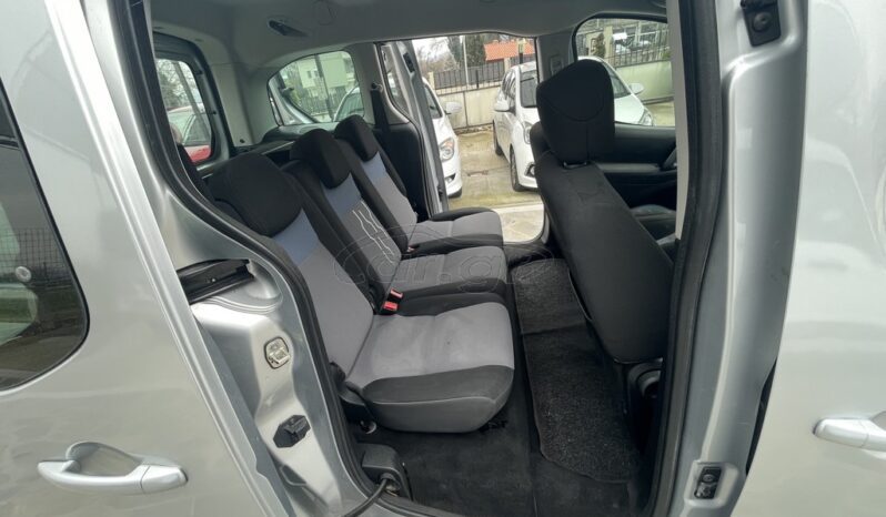 
								Peugeot Partner 2013 full									