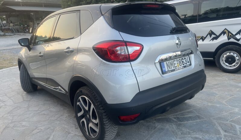 
								Renault Captur 2016 full									