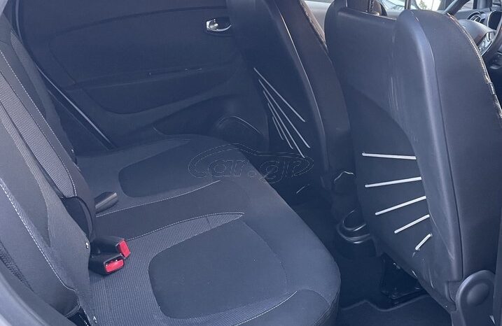 
								Renault Captur 2016 full									