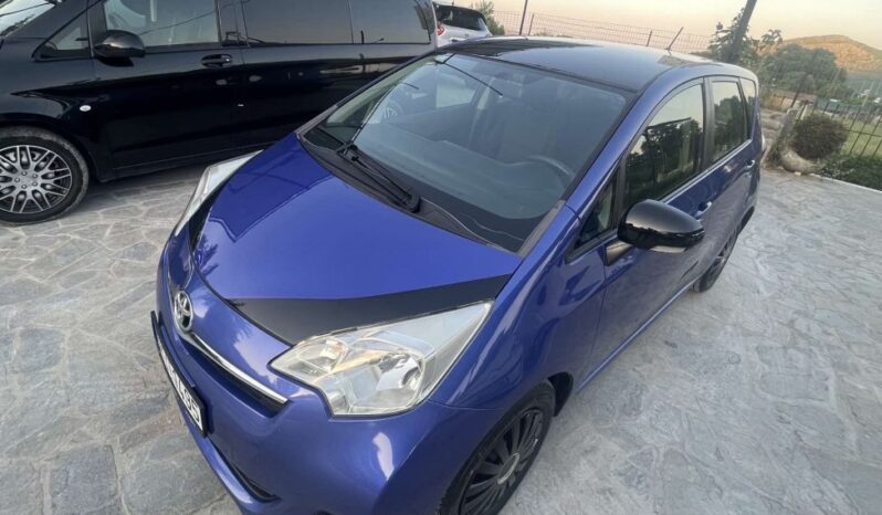 
								Toyota Verso-S 2011 ACTIVE full									