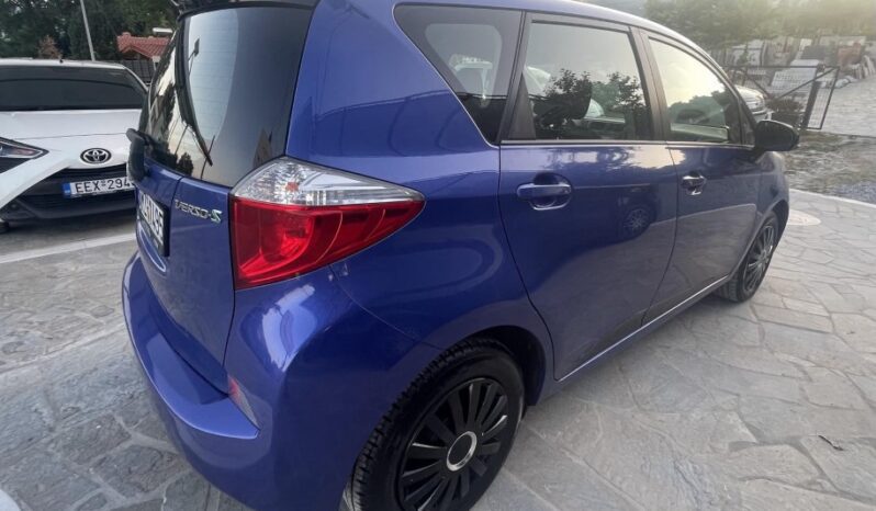 
								Toyota Verso-S 2011 ACTIVE full									